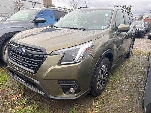 2023 Subaru Forester Premium
