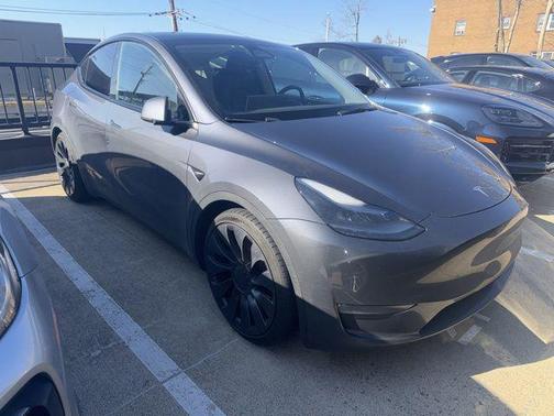 Midnight Silver Metallic 2023 Tesla Model Y Performance Dual Motor All-Wheel Drive