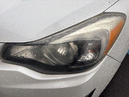 2012 Subaru Impreza 2.0i