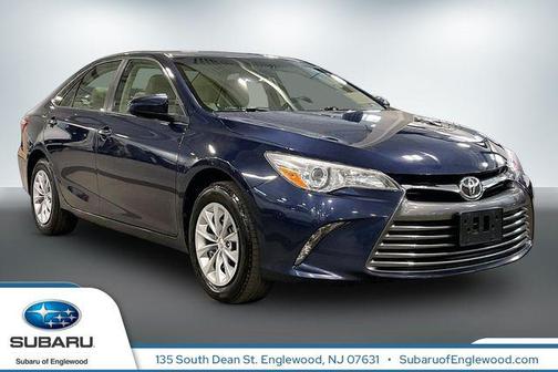Parisian Night Pearl 2017 Toyota Camry LE