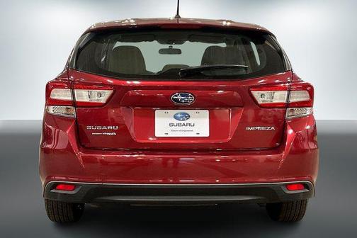 2019 Subaru Impreza 2.0i