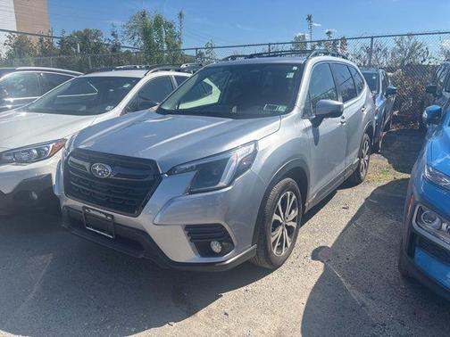 Ice Silver Metallic 2023 Subaru Forester Limited