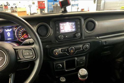 2021 Jeep Gladiator Sport