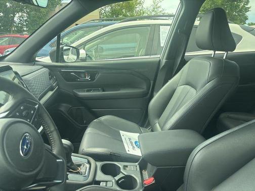 Ice Silver Metallic 2025 Subaru Forester Limited
