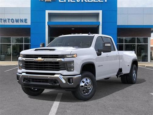 2025 Chevrolet Silverado 3500 LT