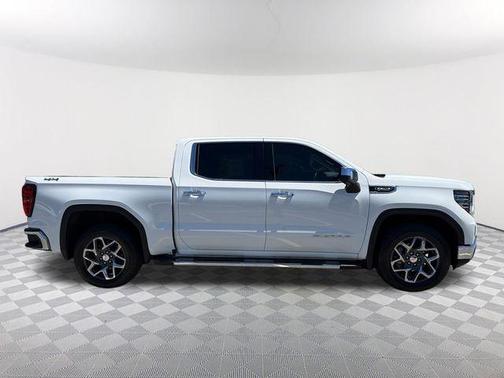 Summit White 2025 GMC Sierra 1500 SLT