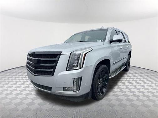 2017 Cadillac Escalade Luxury