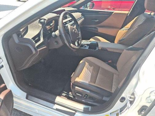 White Pearl 2021 Lexus ES 350 Base