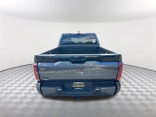 2022 Toyota Tundra Platinum