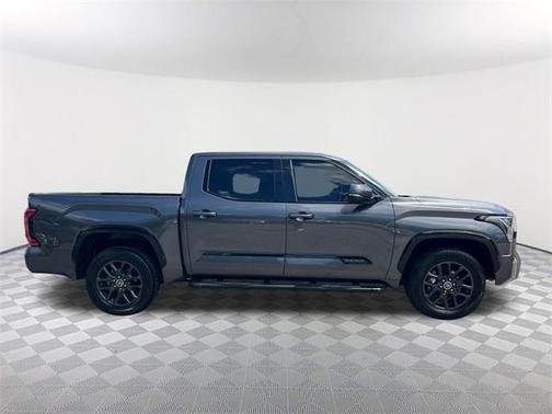 2022 Toyota Tundra Platinum