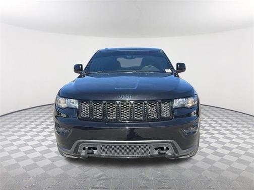 2019 Jeep Grand Cherokee Laredo