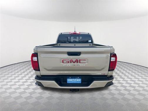 2024 GMC Canyon AT4