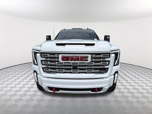 Summit White 2024 GMC Sierra 2500 AT4