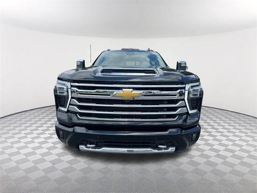 2025 Chevrolet Silverado 3500 High Country
