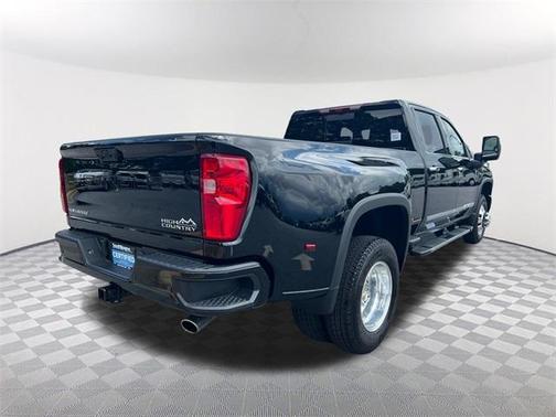 2025 Chevrolet Silverado 3500 High Country