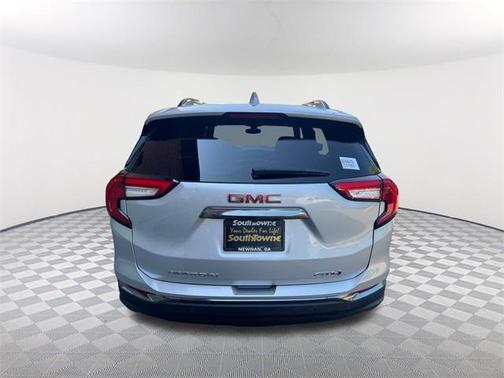 2022 GMC Terrain AT4