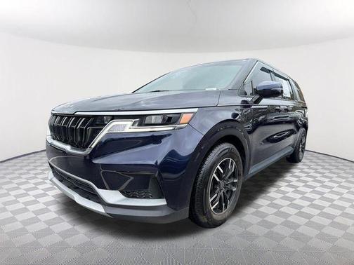 2023 Kia Carnival LX Seat Package