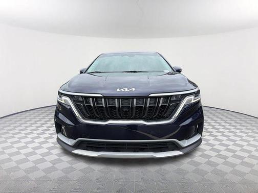 2023 Kia Carnival LX Seat Package