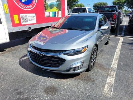 Sterling Gray Metallic 2024 Chevrolet Malibu RS