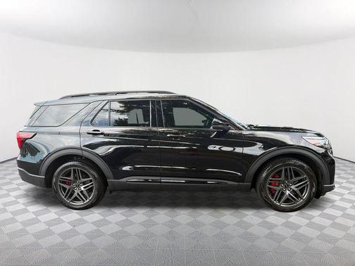 Black Metallic 2025 Ford Explorer ST