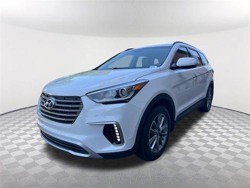 2018 Hyundai SANTA FE SE