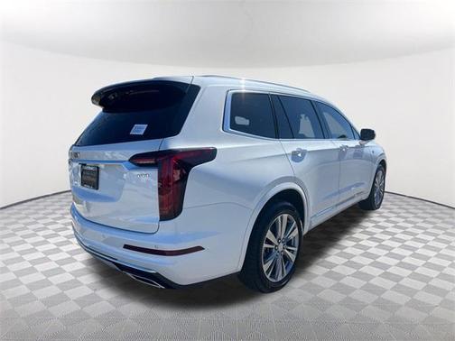 2024 Cadillac XT6 Premium Luxury FWD