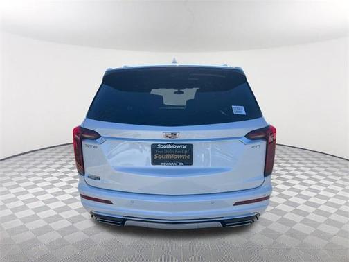 2024 Cadillac XT6 Premium Luxury FWD