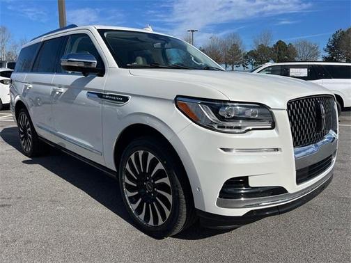 2022 Lincoln Navigator Black Label