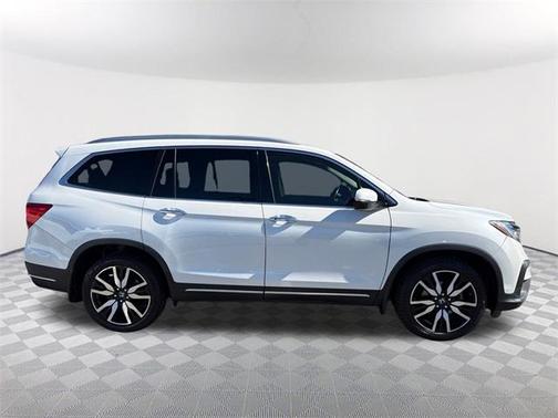 2021 Honda Pilot Touring 8-Passenger