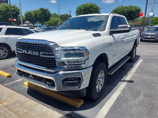 Bright White Clearcoat 2019 RAM 2500 Big Horn