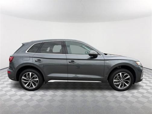 2022 Audi Q5 45 S line quattro Premium
