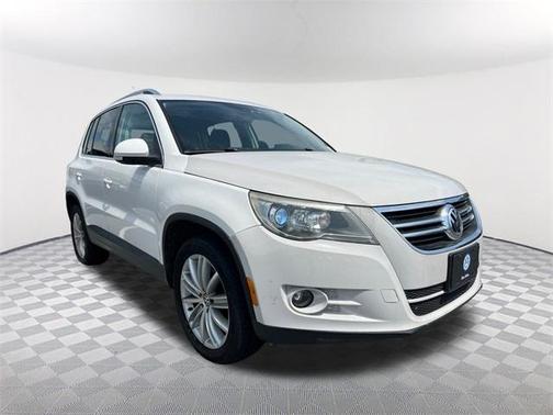 2011 Volkswagen Tiguan SEL