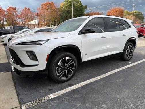 2025 Buick Enclave Sport Touring