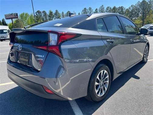 2022 Toyota Prius L
