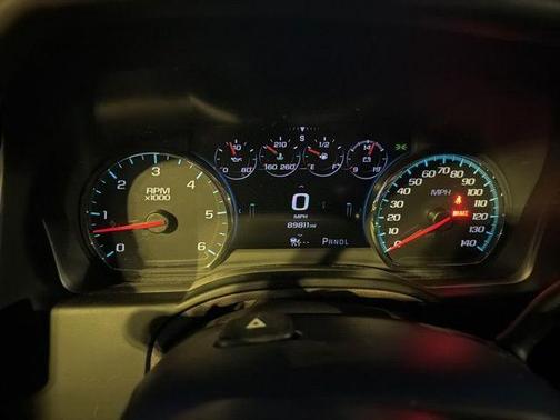 Iridescent Pearl Tricoat 2017 Chevrolet Suburban Premier