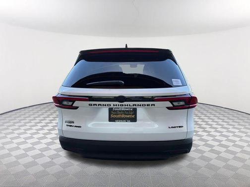 2026 Toyota Grand Highlander Hybrid NIGHTSHADE EDITION