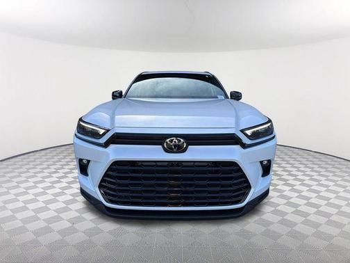 2026 Toyota Grand Highlander Hybrid NIGHTSHADE EDITION