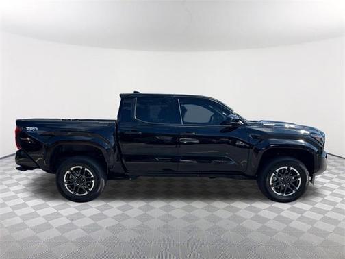 2025 Toyota Tacoma Hybrid TRD