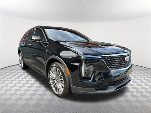 2025 Cadillac XT4 Premium Luxury