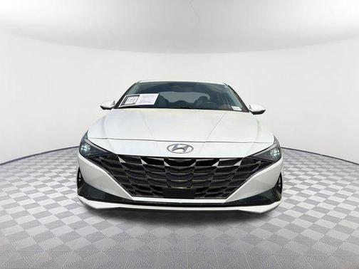 2021 Hyundai ELANTRA Limited