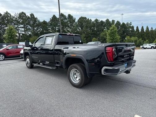 2024 GMC Sierra 3500 SLT