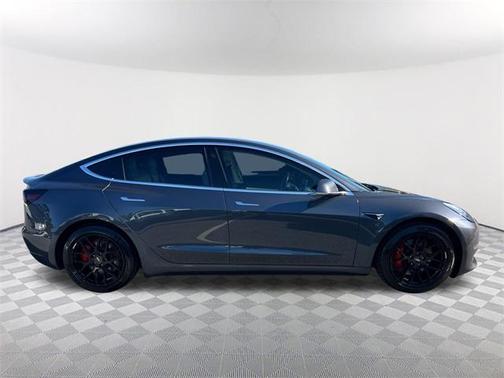 2018 Tesla Model 3 Performance