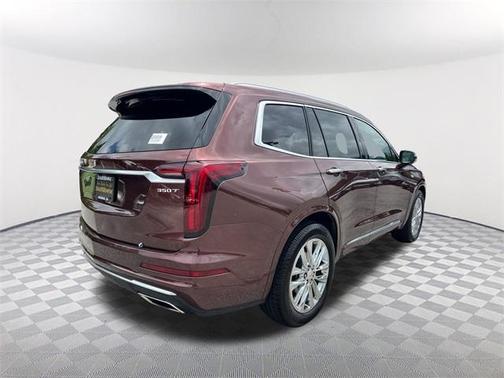 2022 Cadillac XT6 Luxury FWD