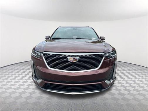 2022 Cadillac XT6 Luxury FWD