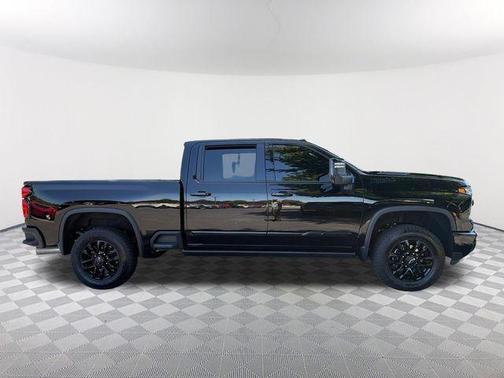 Black 2025 Chevrolet Silverado 3500 High Country
