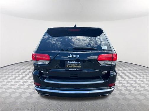 2017 Jeep Grand Cherokee Summit