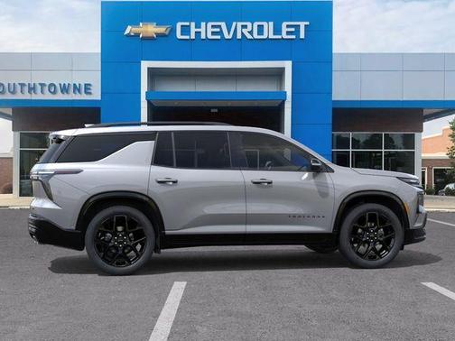 Sterling Gray Metallic 2026 Chevrolet Traverse RS