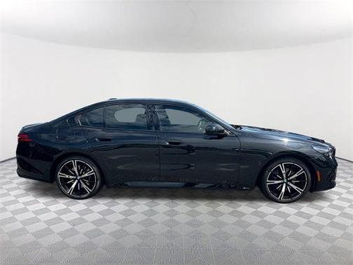 2024 BMW 530 i