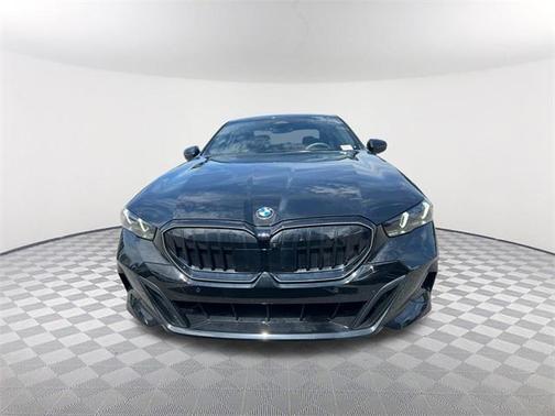 2024 BMW 530 i