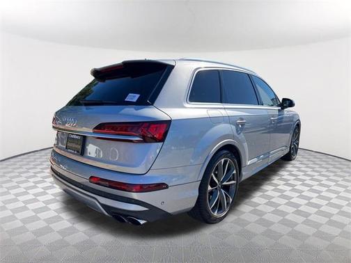 2022 Audi SQ7 4.0T Premium Plus